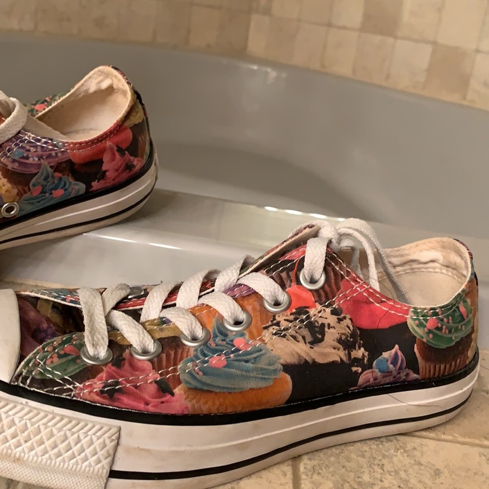 Converse All Star Cupcake Sneakers W7 M5